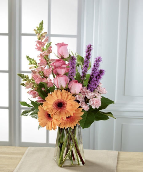 Blushing Invitations Bouquet